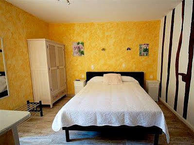 Logis Hotel Restaurant Metropole Mirande  Eksteriør bilde
